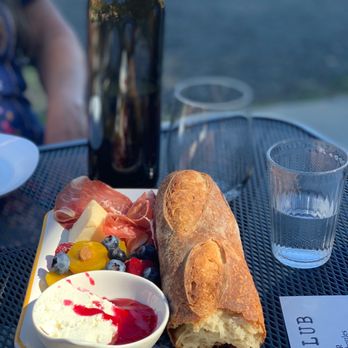 AniChe Cellars - Charcuterie - Wine Bars Near Me - Underwood, Washington