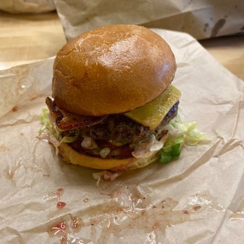 Little Big Burger - Bacon burger - Burgers Near Me - Hillsboro, Oregon Little Big Burger - Bacon burger - Burgers Near Me - Hillsboro, Oregon