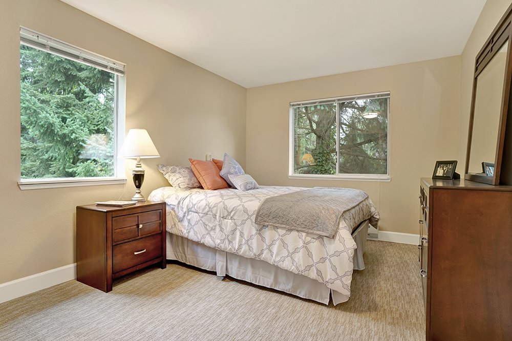 MOUNTLAKE TERRACE PLAZA Updated September 2024 15 Photos 23303