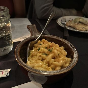 Moonshine Grill - Mac & Cheese - tastes like a frozen dinner - Southern Near Me - Austin, Texas Moonshine Grill - Mac & Cheese - tastes like a frozen dinner - Southern Near Me - Austin, Texas