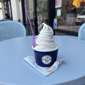 Yummy Spoon - Banana Cream Pie (Medium) Frozen Yogurt - Ice Cream & Frozen Yogurt Near Me - Chula Vista, California Yummy Spoon - Banana Cream Pie (Medium) Frozen Yogurt - Ice Cream & Frozen Yogurt Near Me - Chula Vista, California