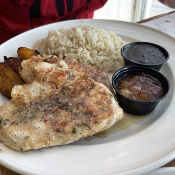 Bahama Breeze - Jamaican jerk chicken - Bars Near Me - Orlando, Florida Bahama Breeze - Jamaican jerk chicken - Bars Near Me - Orlando, Florida