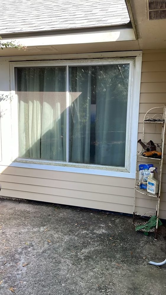 Slide of Crescent City Roofing