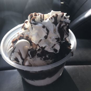 Miccos Sno Cones & Shakes - Brownie Sundae - Desserts Near Me - Arlington , Tennessee Miccos Sno Cones & Shakes - Brownie Sundae - Desserts Near Me - Arlington , Tennessee