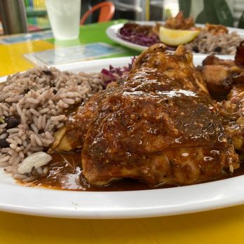 Cha Cha Chicken - Jerk chicken - Caribbean Near Me - Santa Monica, California Cha Cha Chicken - Jerk chicken - Caribbean Near Me - Santa Monica, California