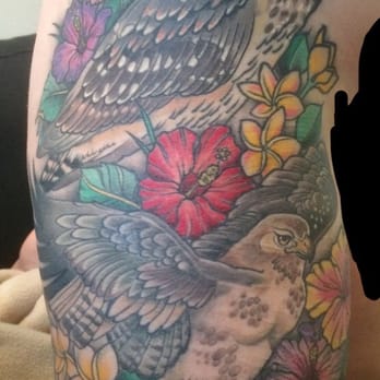Red Rocket Tattoo - In love with my thigh piece from Erica. Hawaiian hawk, pueo, plumeria and hibiscus. - Tattoo Near Me - New York, New York Red Rocket Tattoo - In love with my thigh piece from Erica. Hawaiian hawk, pueo, plumeria and hibiscus. - Tattoo Near Me - New York, New York