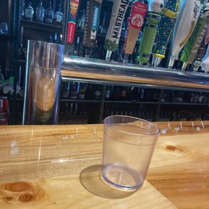 WINKING LIZARD TAVERN - 181 Photos & 251 Reviews - 1300 E 9th St