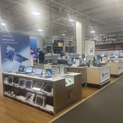 Best Buy Trumbull