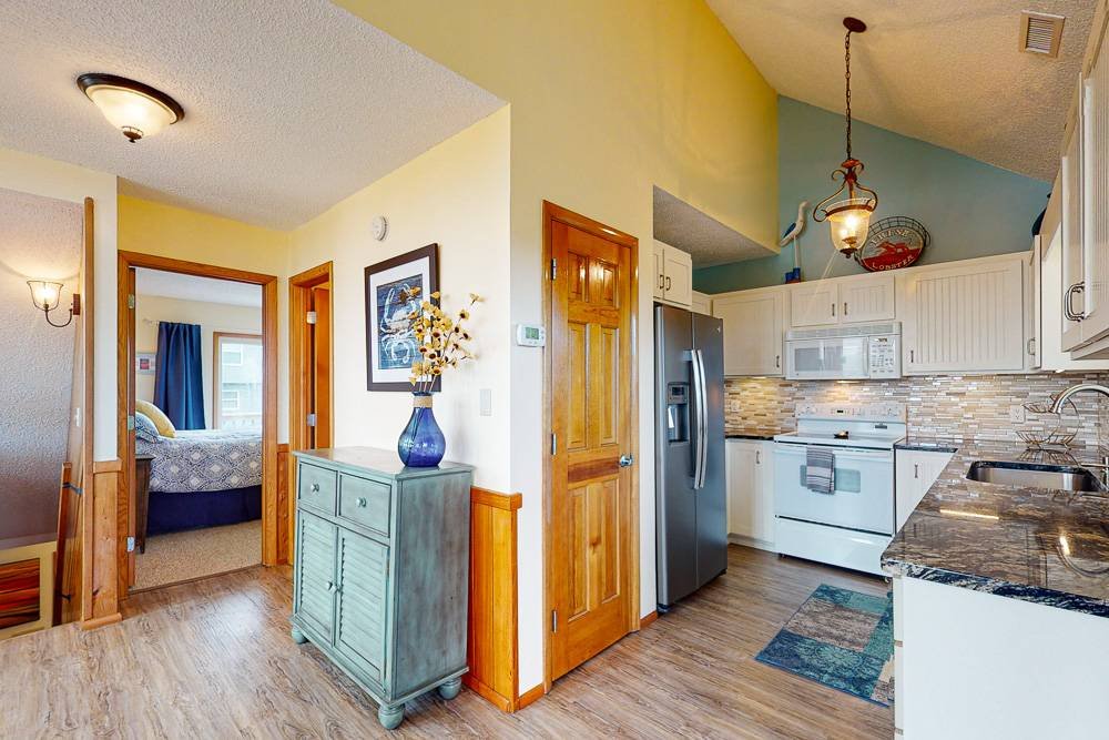 MIDGETT REALTY RODANTHE OFFICE 30 Photos 12 N Carolina, Rodanthe