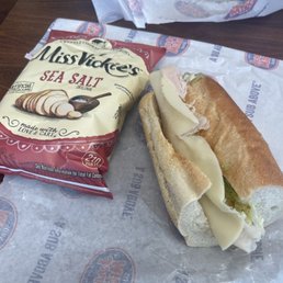 Mini #7 Turkey and Provolone with Chips Mini #7 Turkey and Provolone with Chips