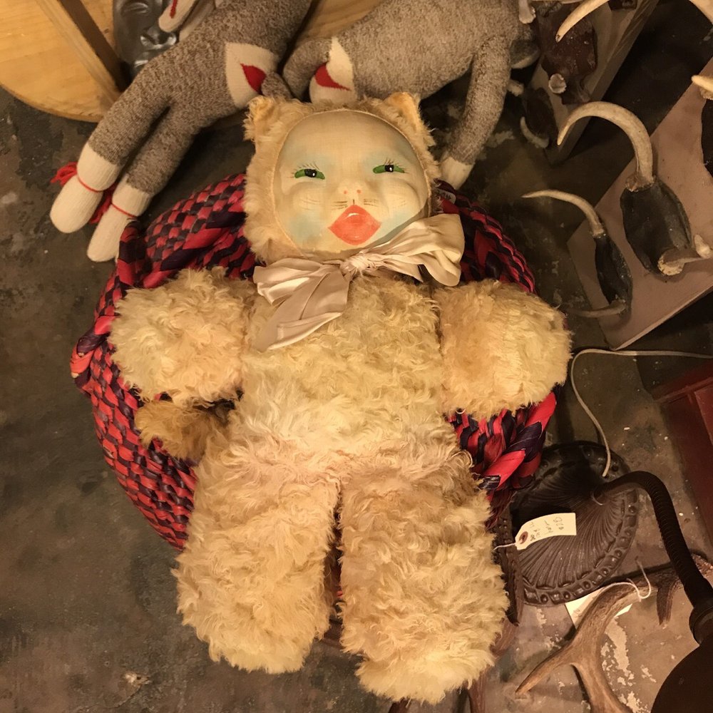 Dolly Python - Used, Vintage & Consignment Near Me - Dallas, Texas