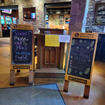 Kaiser's Pizza & Pub - Dinner - Pizza Near Me - Kenosha, Wisconsin
