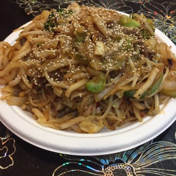 Super Chef Grill - Beef yakisoba with thick noodles - Chinese Near Me - Vancouver, British Columbia