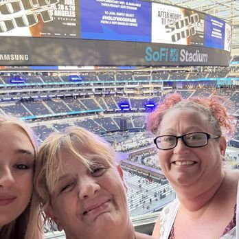 SoFi Stadium - Stadiums & Arenas Near Me - Inglewood, California SoFi Stadium - Stadiums & Arenas Near Me - Inglewood, California