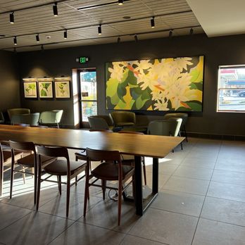 Starbucks - Coffee & Tea Near Me - Staunton, Virginia