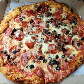 Fellini's Pizza - Pizza Near Me - Decatur, Georgia