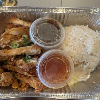 Thai Saap Noodles & Rice Kitchen - C.37 Khao Man Gai Lunch. Crispy chicken with Rice and broth. Came with Thai chili sauce and vinegar dipping sauce. - Thai Near Me - Quincy, Massachusetts Thai Saap Noodles & Rice Kitchen - C.37 Khao Man Gai Lunch. Crispy chicken with Rice and broth. Came with Thai chili sauce and vinegar dipping sauce. - Thai Near Me - Quincy, Massachusetts