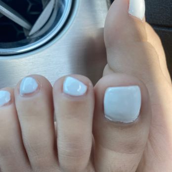 Bebe Nails & Spa - They seriously cut my toe nail diagonally and didn't care to fix it - Nail Technicians Near Me - Mesa, Arizona