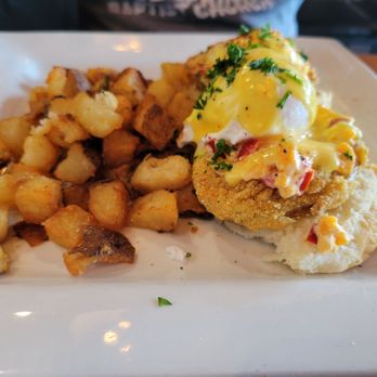 Balter Beerworks - Fried green tomatoes Benny - New American Near Me - Knoxville, Tennessee Balter Beerworks - Fried green tomatoes Benny - New American Near Me - Knoxville, Tennessee