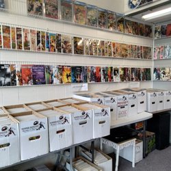 Towne Square Records And Comics - Comics