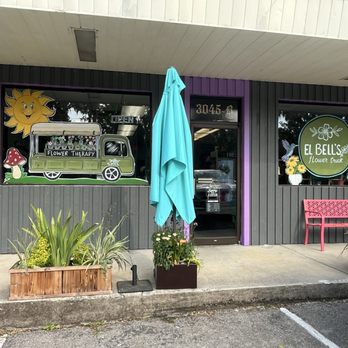 El Bell's Flower Truck - Store front - Florists Near Me - Ocala, Florida El Bell's Flower Truck - Store front - Florists Near Me - Ocala, Florida
