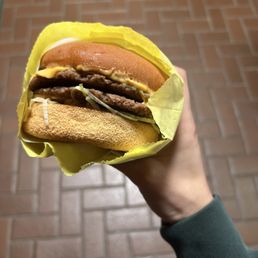 Lucky Burger