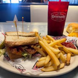 Norma's Cafe - Yummy BLT w/Fries