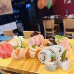 user provided Sushi Avenue photo