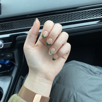 Nails & Lounge - Nail Salons Near Me - Noblesville, Indiana Nails & Lounge - Nail Salons Near Me - Noblesville, Indiana