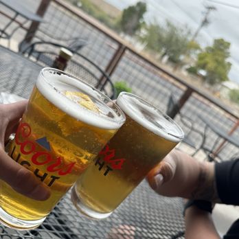 Porter's Saloon & Grill - Cold beer with juicy citrus to squeeze - American Near Me - Superior, Arizona Porter's Saloon & Grill - Cold beer with juicy citrus to squeeze - American Near Me - Superior, Arizona