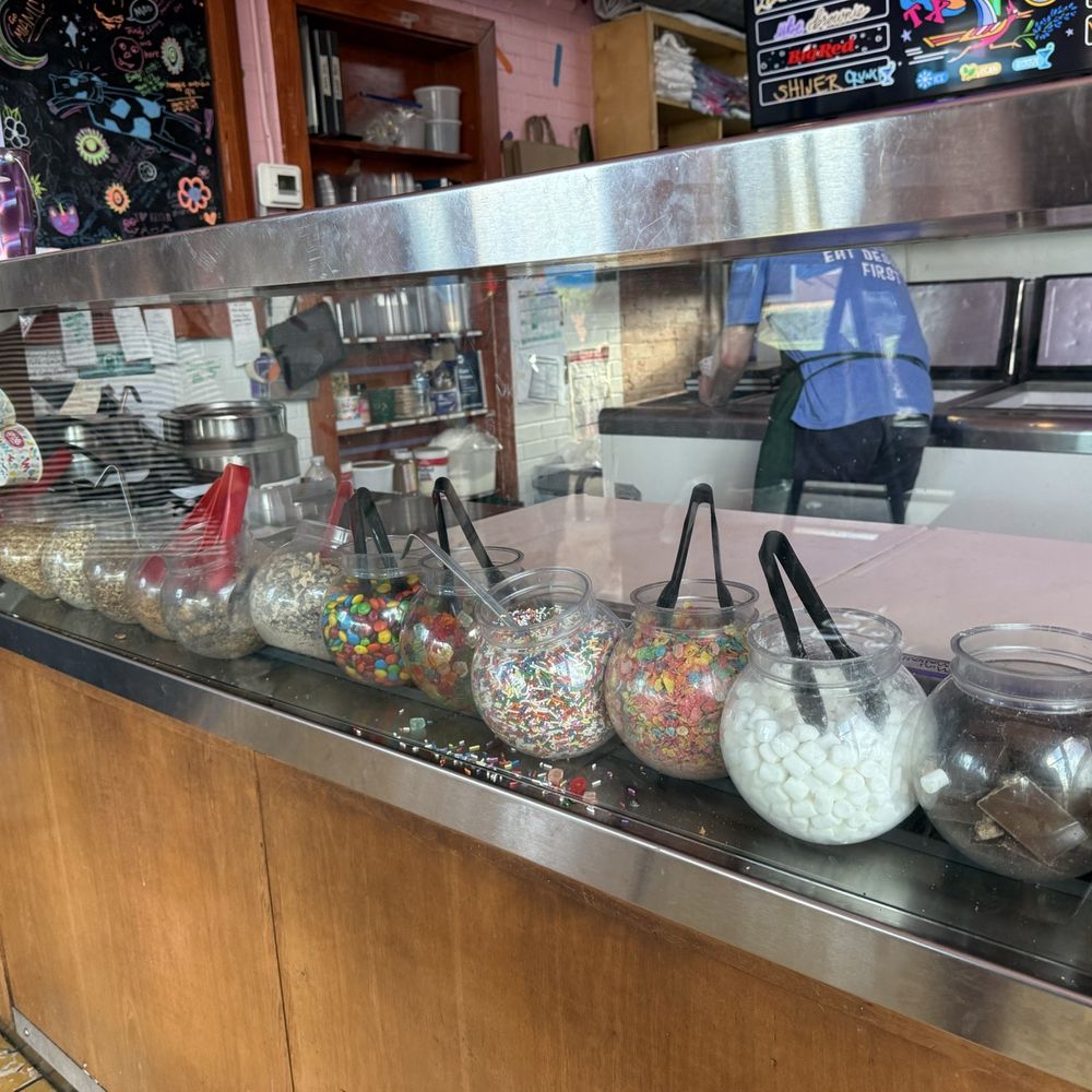 Amys Ice Creams - Toppings - Ice Cream & Frozen Yogurt Near Me - Austin, Texas