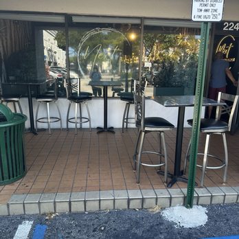 Next Bar and Lounge - Wine Bars Near Me - Wilton Manors, Florida