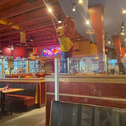 Red Robin Gourmet Burgers and Brews