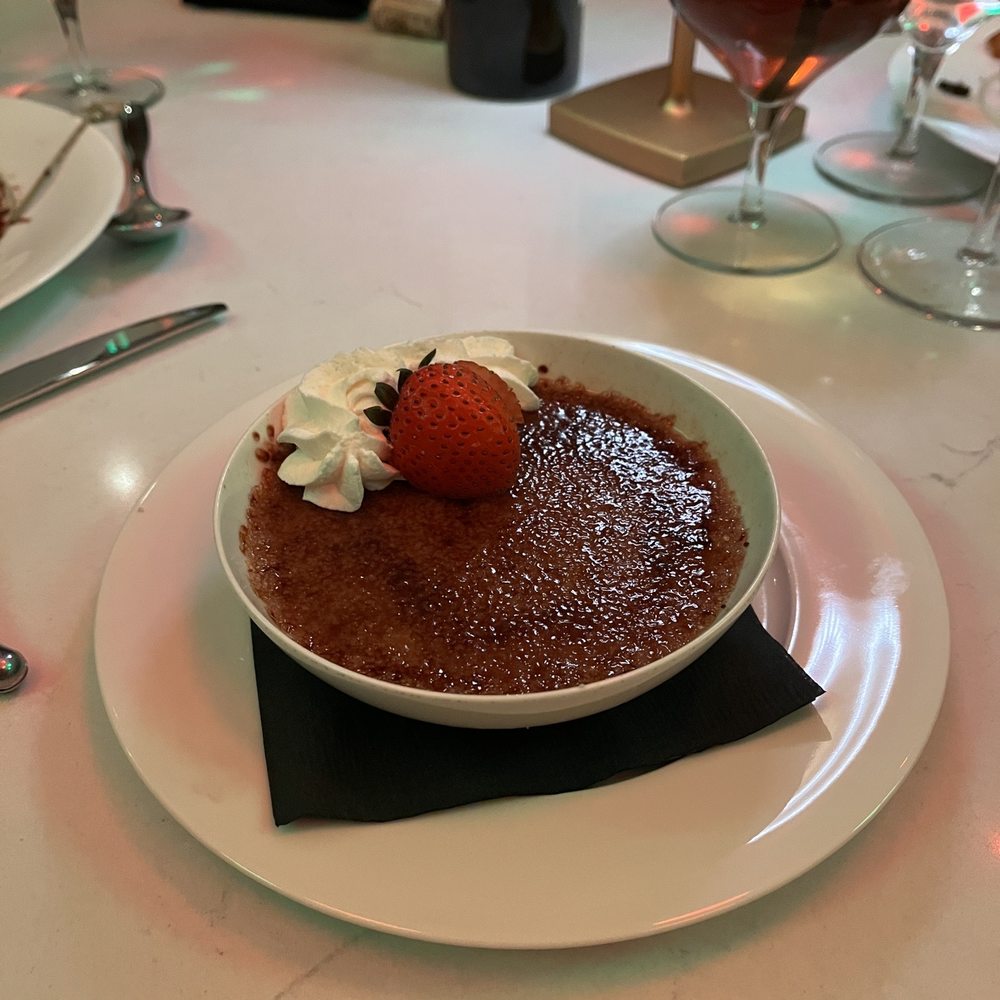 Restaurant Iris - Crème Brûlée - Cajun/Creole Near Me - Memphis, Tennessee Restaurant Iris - Crème Brûlée - Cajun/Creole Near Me - Memphis, Tennessee