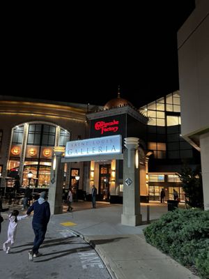 The Cheesecake Factory by null