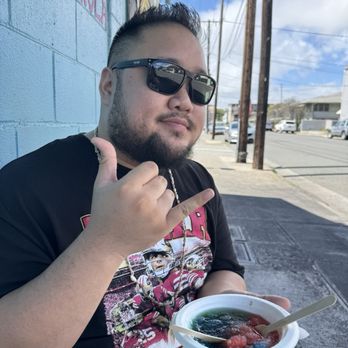 Waiola Shave Ice - Shaved ice - Ice Cream & Frozen Yogurt Near Me - Honolulu, Hawaii