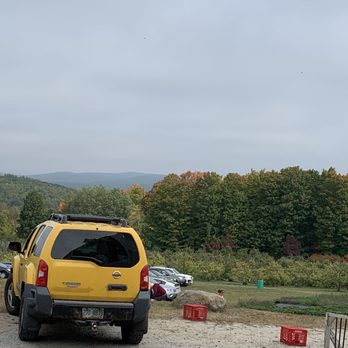 Gould Hill Apple Orchards - View of the mountains - Nurseries & Gardening Near Me - Contoocook, New Hampshire