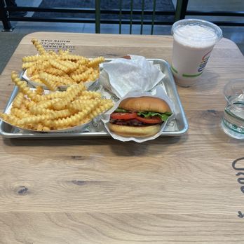 Shake Shack Bellevue Square - Shack burger, fries, and a strawberry shake! - Burgers Near Me - Bellevue, Washington Shake Shack Bellevue Square - Shack burger, fries, and a strawberry shake! - Burgers Near Me - Bellevue, Washington