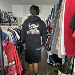 Harbors Vintage - Great selection of vintage sweatshirts