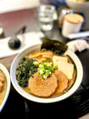 Torraku Ramen - Lombard by null