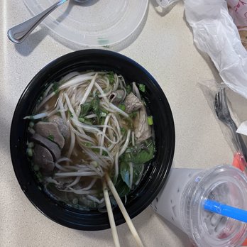 Little Viet Kitchen - Beef pho, taro/green tea and tapioca pearls - Vietnamese Near Me - Pittsburgh, Pennsylvania Little Viet Kitchen - Beef pho, taro/green tea and tapioca pearls - Vietnamese Near Me - Pittsburgh, Pennsylvania