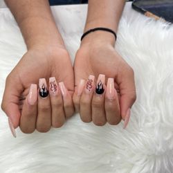 Lush Nails