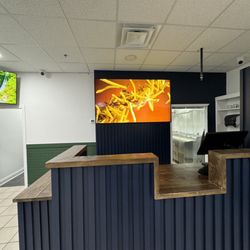 Broadway Pizza - Interior