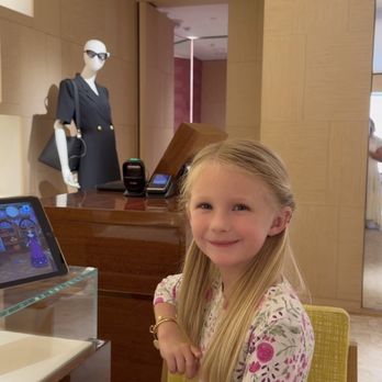 Louis Vuitton - Accommodating for well-behaved children. - Leather Goods Near Me - Palo Alto, California