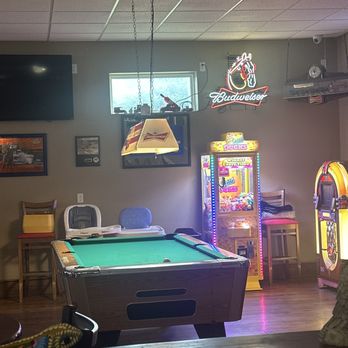 Skippy's Route 66 - Beer Bar Near Me - Leasburg, Missouri Skippy's Route 66 - Beer Bar Near Me - Leasburg, Missouri