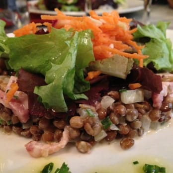 Le Comptoir du Boeuf - Salade de lentilles-entrée du menu lyonnais - French Near Me - Lyon, 69