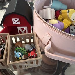 Mini 3-d printed animals and clickers. Mini 3-d printed animals and clickers.