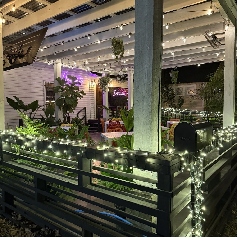 Incanto - Patio area - Pizza Near Me - Houston, Texas