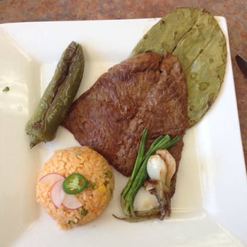 Antojitos Mexicanos Restaurant - Carne Asada plate, loved the cactus :) - Mexican Near Me - Paramount, California