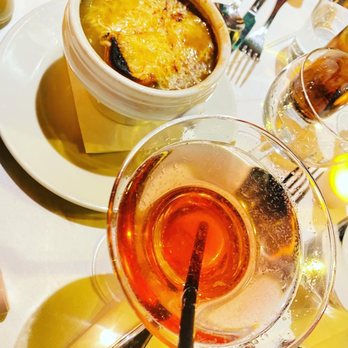 Le Bistro Marbeuf - French 75 and French Onion soup - French Near Me - Paris, 75 Le Bistro Marbeuf - French 75 and French Onion soup - French Near Me - Paris, 75